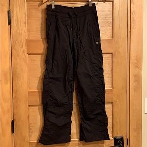 Full length Lululemon Live to Move pants size 4